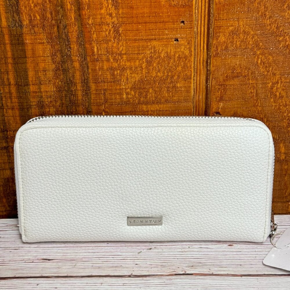 SKINNYDIP LONDON White Flower Stud Long Wallet
